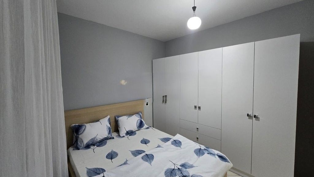 JAPIM ME QIRA APARTAMENT 2+1,ISH TREGU ELEKTRIK! 700 € /Muaj
