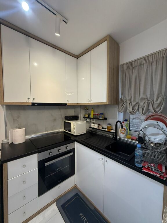 Shitet Garsoniere – Ali Demi