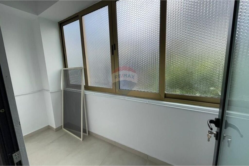 Office - For Rent - Blloku, Tirana