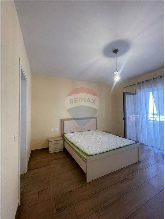 APARTAMENT 2+1 ME QERA + POST PARKIMI K.DELIJORGJI