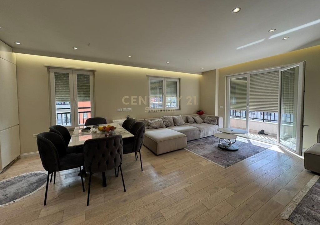 APARTMENT FOR SALE AT VILA L