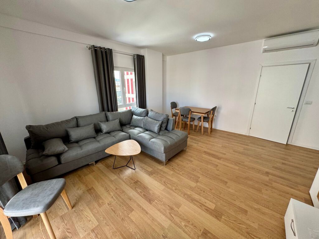 📣 QERA Apartament 2+1 Me 2 Tualete 📍 Zogu i Zi ✨