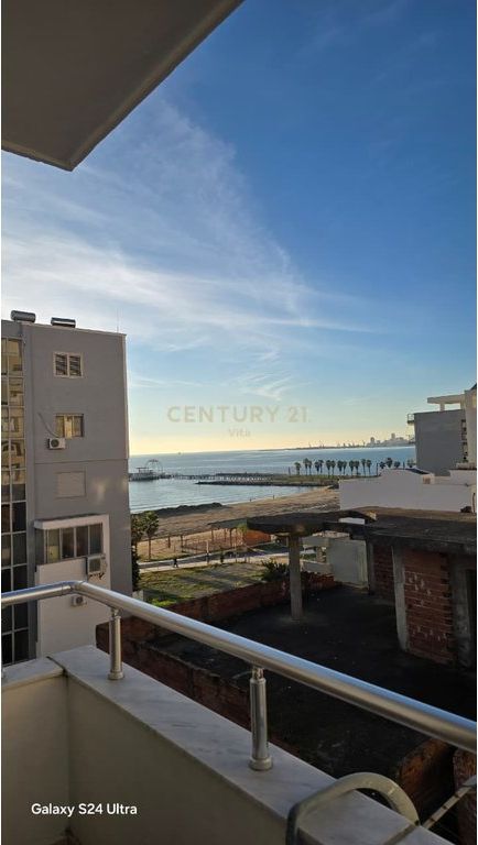 Apartament 1+1 me Qira në Iliria, Vija e Dytë me Pamje nga Deti !