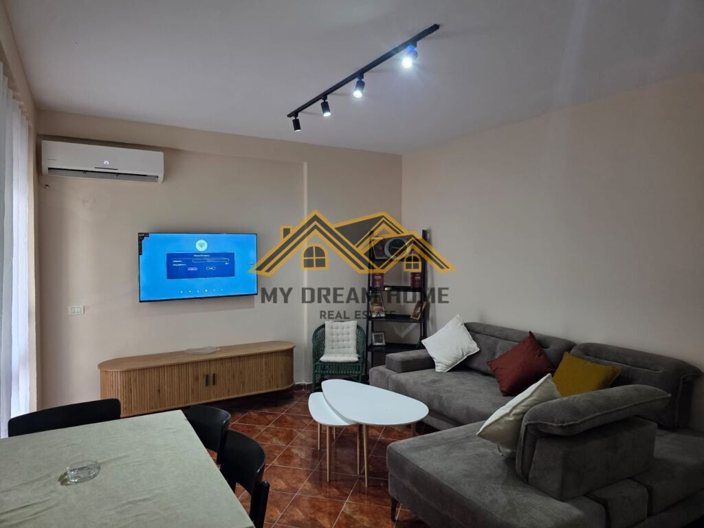 Appartamento 1+1 in Vendita a Shkëmbin e Kavajës, Durrës