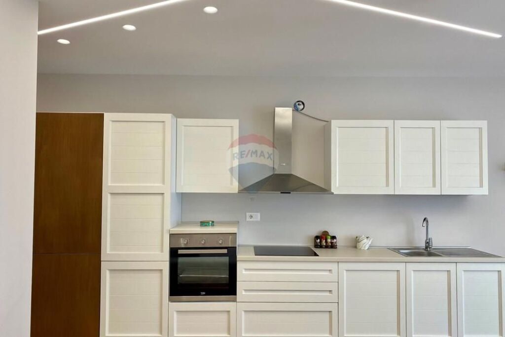 Jepet garsoniere me qira Arlis,Farmacia 10