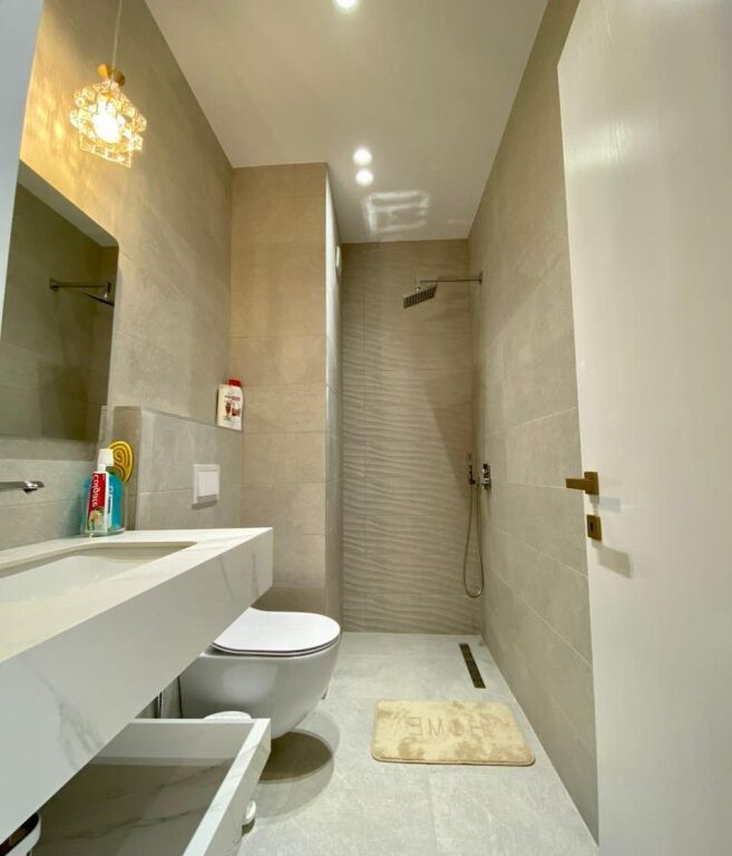 Garsoniere me Qera tek Farmacia 10 Rruga e Dibres