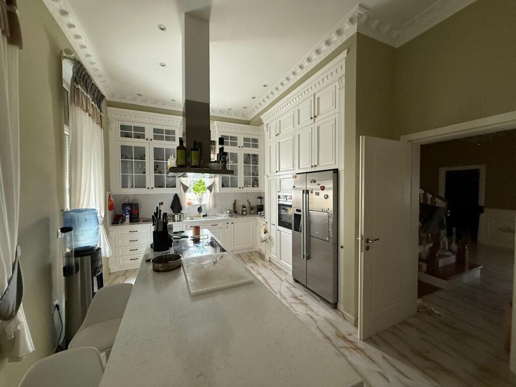 Vilë në shitje në Rolling Hills