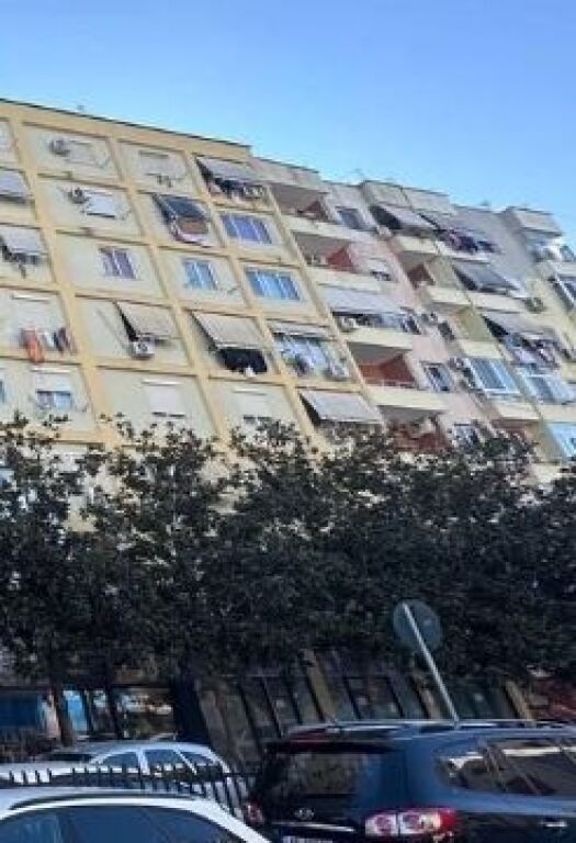 Business unit for rent – strategic position on floor 0