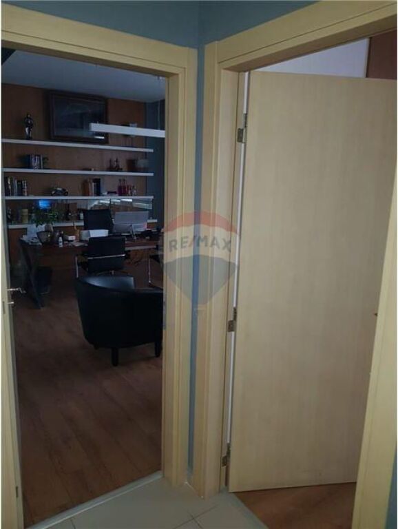 Zyrë - Për Qira - Siri Kodra, Tiranë