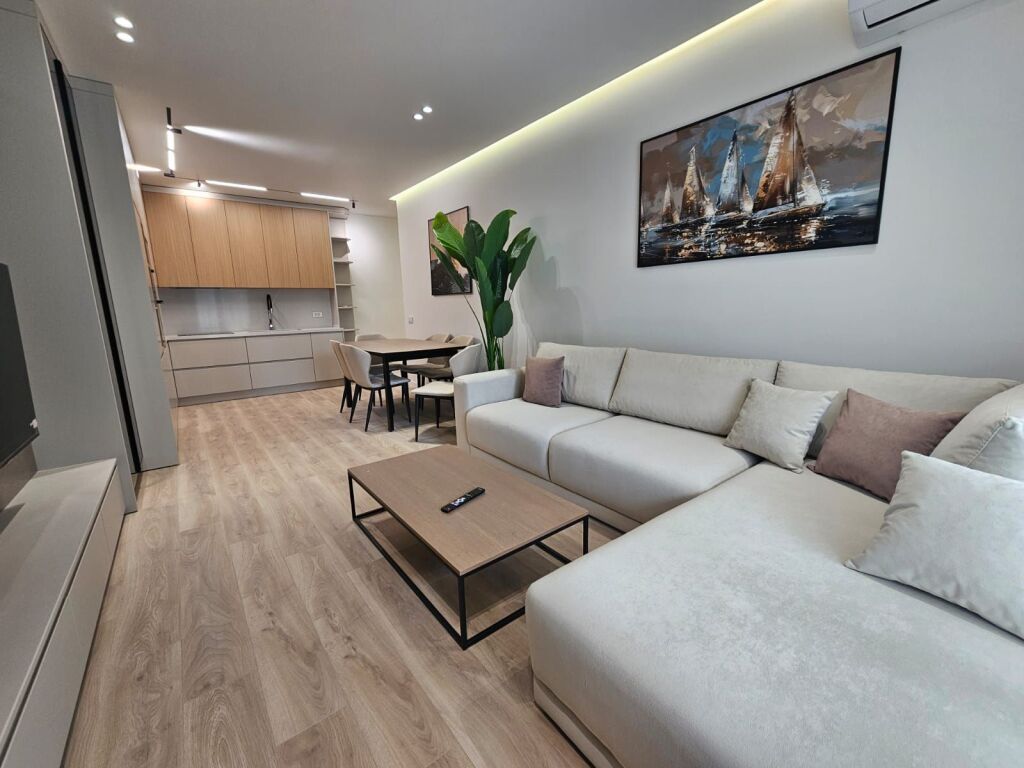 Apartament 2+1 per qira te Mine Peza