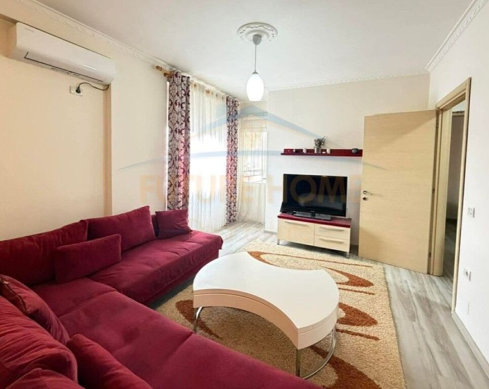 Shitet, Apartament 1+1, Unaza e Re