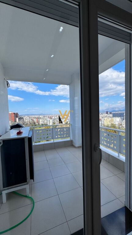 JEPET APARTAMENT 2+1+2+BLK TE KOPSHTI BOTANIK 2.000 EURO