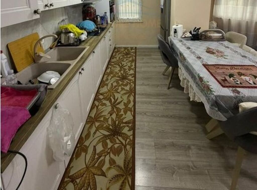 Shitet, Apartament 2+1+2, Liqeni i Thatë,Tiranë