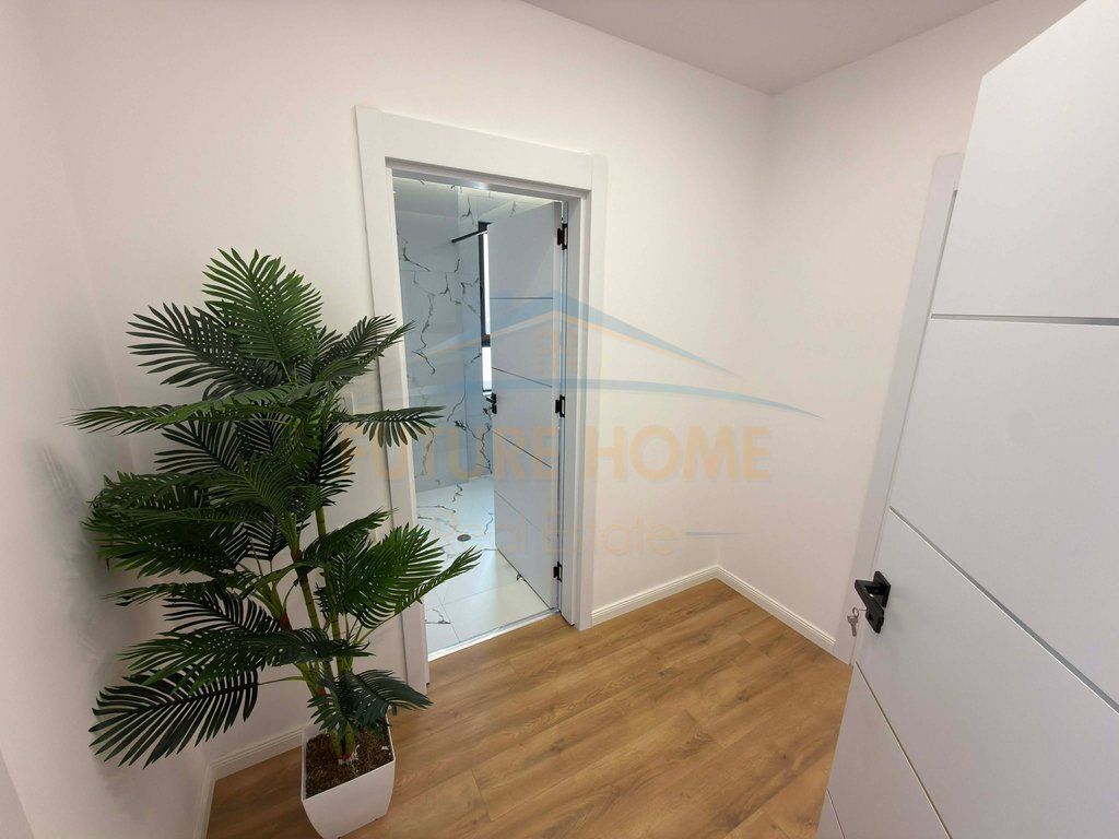 For sale, Apartment 2+1+2, Building with Arrow