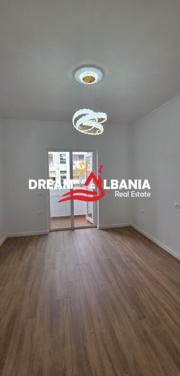 Appartamento 2+1 in vendita vicino a Via Bardhyl, Tirana (ID 4119464)
