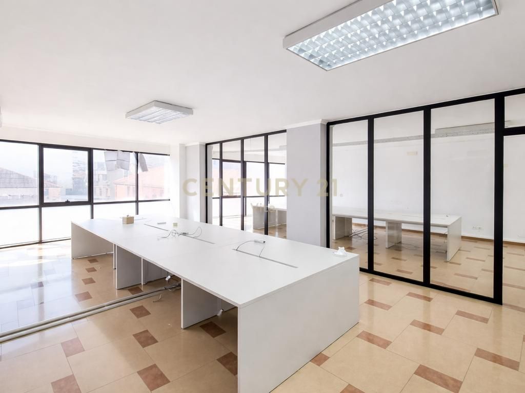 Office Space in the Center of Durrës !