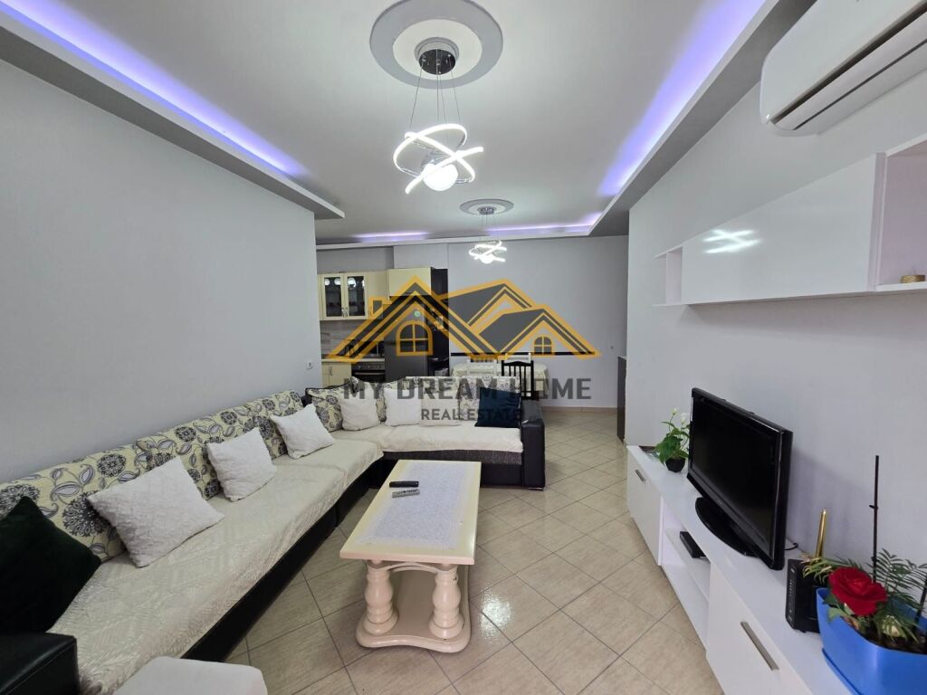 JEPET ME QIRA APARTAMENT 2+1 PLAZH, DURRES.