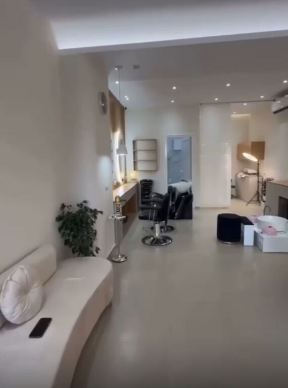 DYQAN ME QERA 50 M2 RRUGA E KAVAJES 150.000 LEKE FH-65593