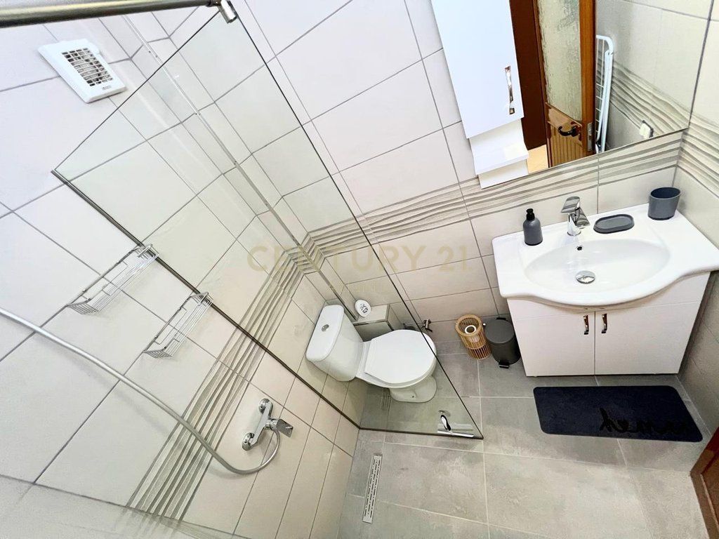 APARTAMENT 1+1 PËR SHITJE NË GOLEM, DURRES