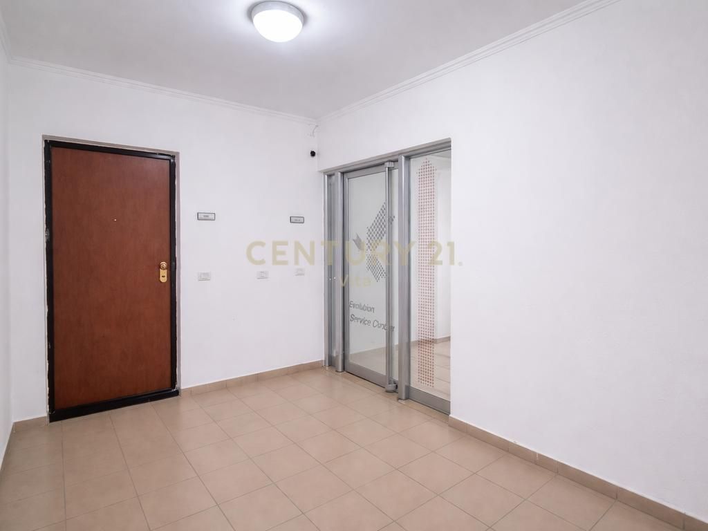 Office Space in the Center of Durrës !