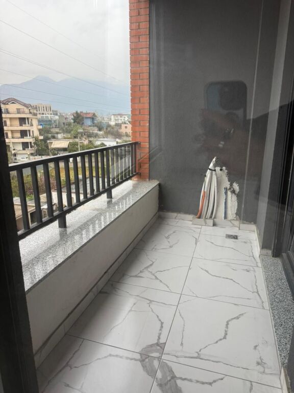 Appartamento in affitto 2+1+parcheggio