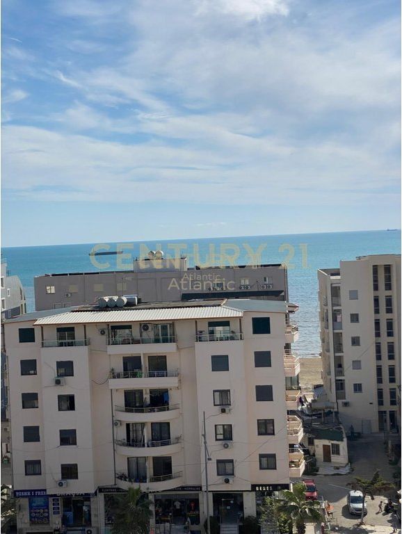 Apartament 2+1+2 për Shitje në Plazh, Durres ME PAMJE NGA DETI