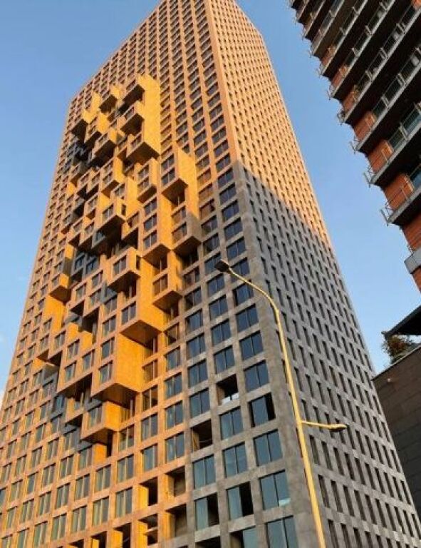 Ambient zyre premium për qera – hapësirë fleksibile