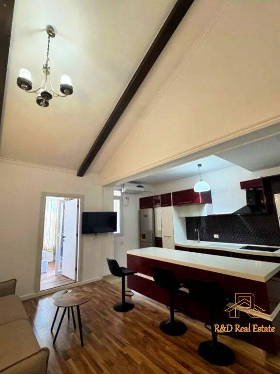 🏡 Jepet me qera apartament 1+1 – Kodra e Diellit (Rr. Rrapo Hekali)