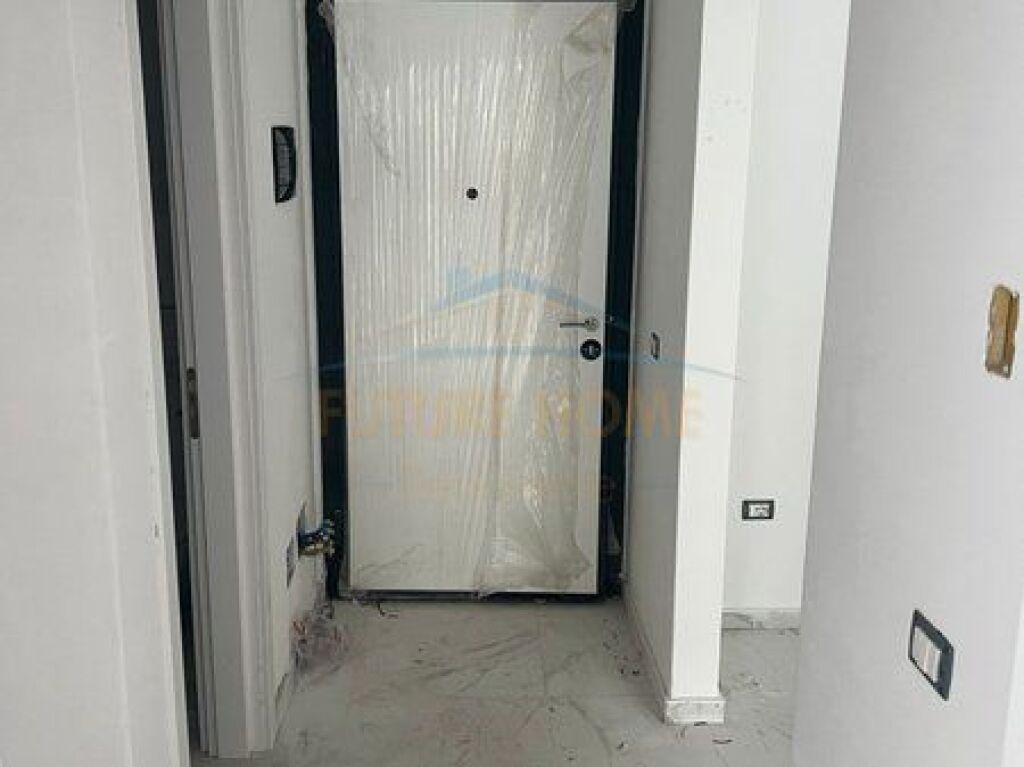 Shitet, Apartament 1+1, Univers City