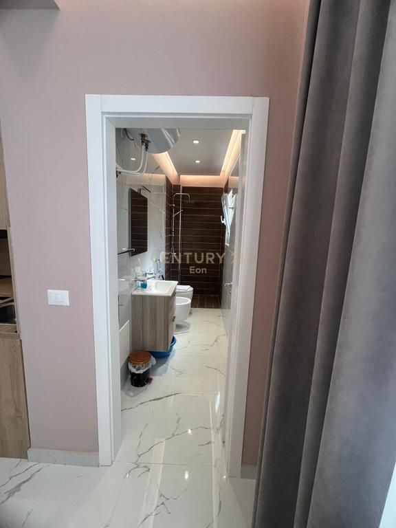 Appartamento 2+1 In Affitto nel Centro Golem, Durrës !