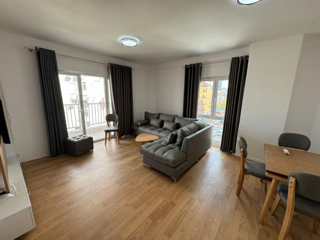 🔥 Apartament 2+1+2 me qira 📍 Te Zogu i Zi💶 75000 lek/muaj