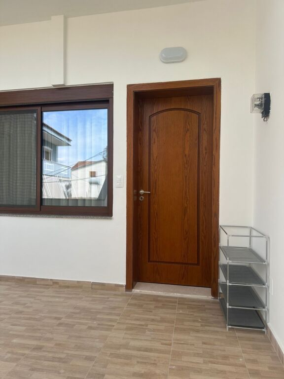 For rent 1+1, 2nd floor in a private house, 320 €, near Police Station no.4, Allias, Hospitals