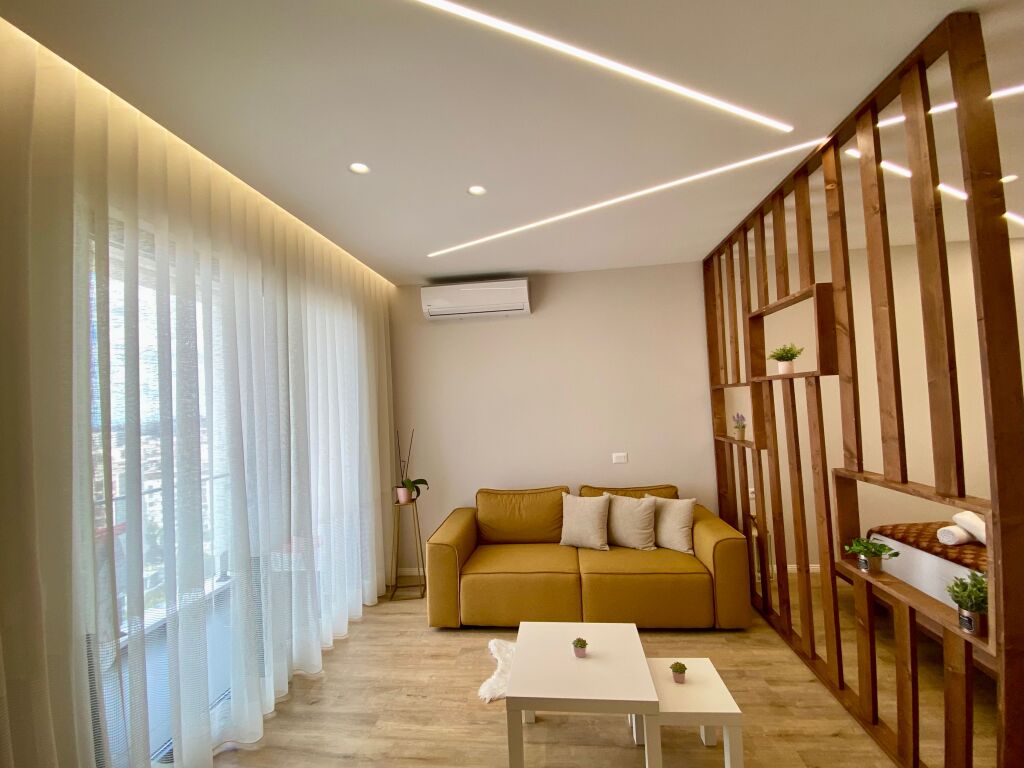 Jepet garsoniere me qira Arlis,Farmacia 10.