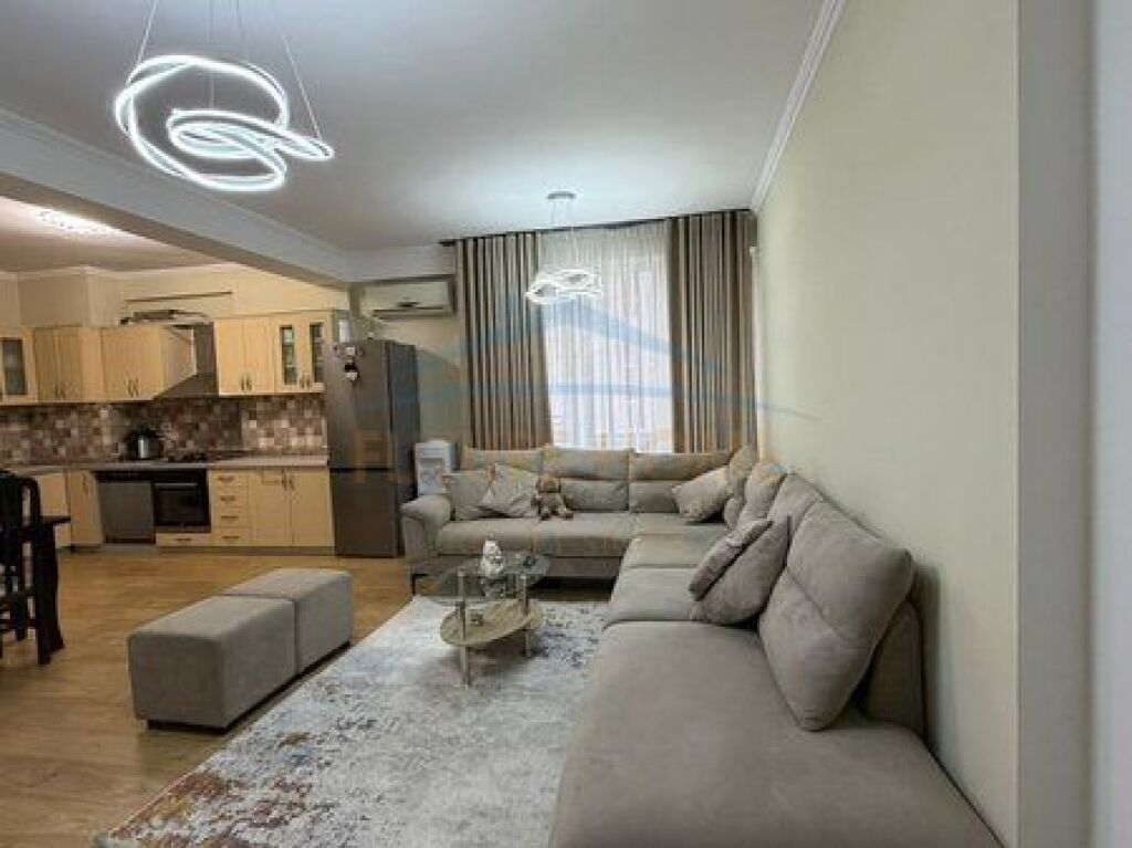 In vendita, Appartamento 2+1+2, Unaza e Re