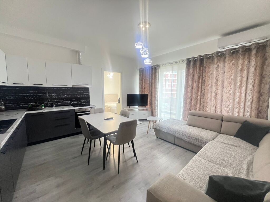 FOR RENT APARTMENT 2+1. 5 MAY STREET EMERALD