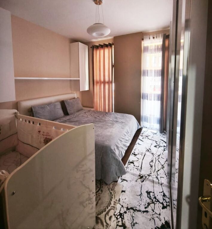 🏡 **Shitet Apartament 1+1 në Astir