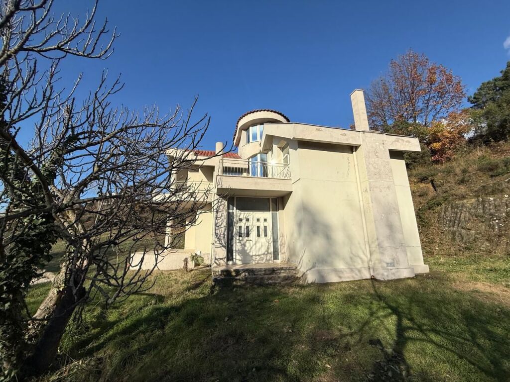 VILE 2-KATSHE NE SHITJE VENDOSUR NE ZONEN E SHKOZES!