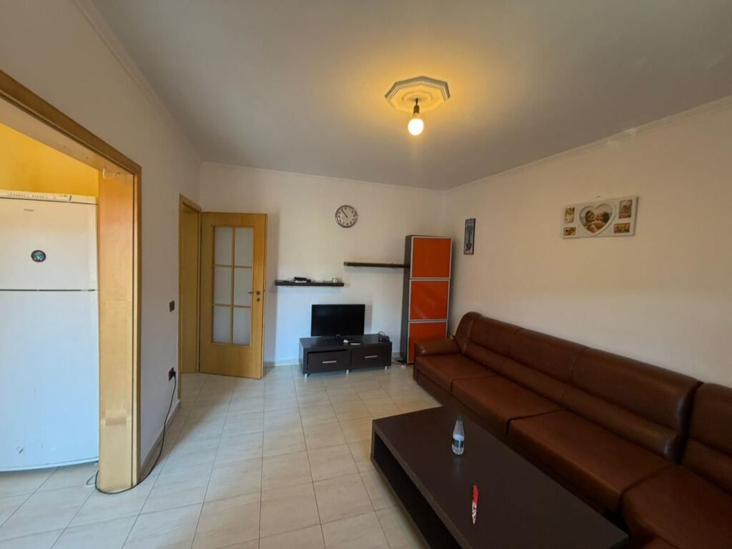 Jepet me qera 1+1 pran vala park