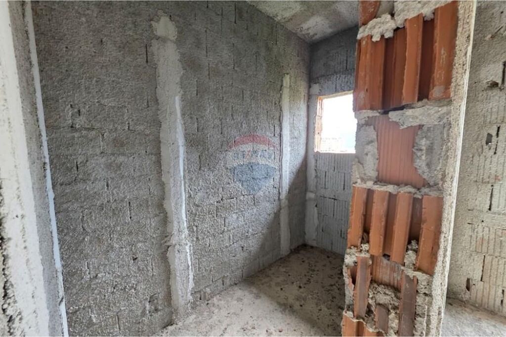 Shtepi private ne shitje , Orikum