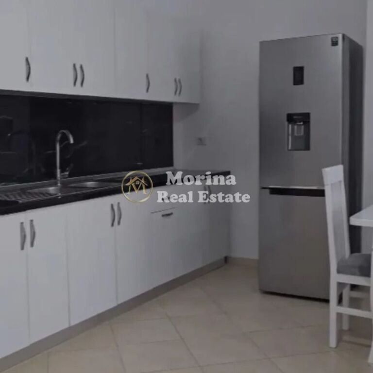Qera | Apartament 3 + 1+2| Rruga 5 Maji | 800 €/muaj