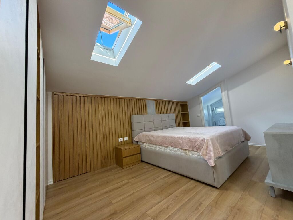 Attico in affitto 3+1+2+3 parcheggi Teg  