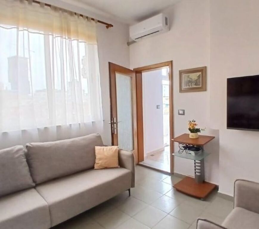 Apartment 2+1 for rent – furnished and in the center