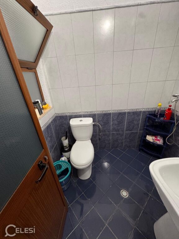 APPARTAMENTO 1+1.30000 LEKE.FACOLTÀ DI ECONOMIA