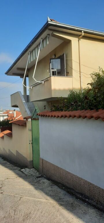 Shitet Shtëpi Private në Rrashbull