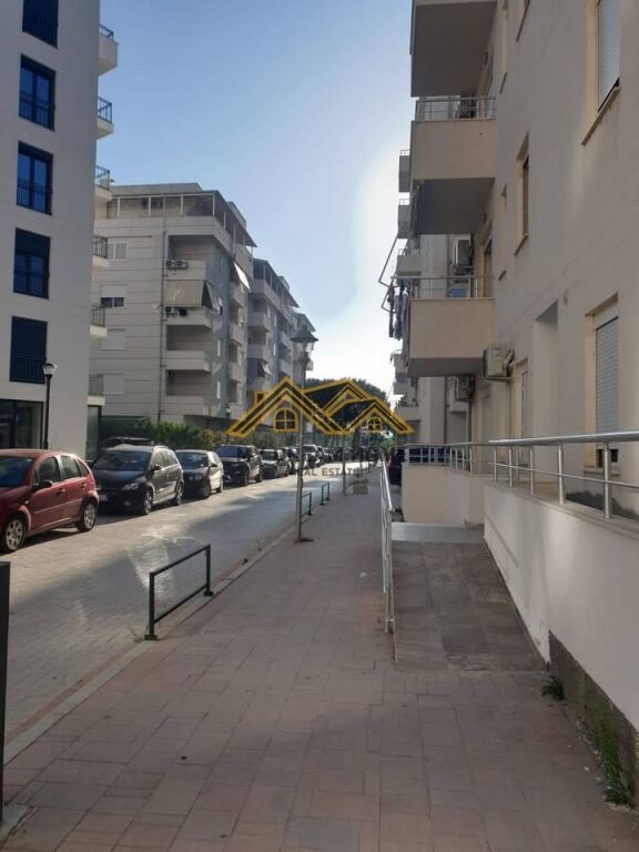 APARTMENT 1+1 FOR SALE AT HOTEL SUPREME, IN QERRET !