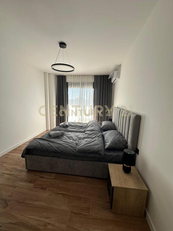 Apartament 2+1+2 për Shitje në Plazh, Durres ME PAMJE NGA DETI