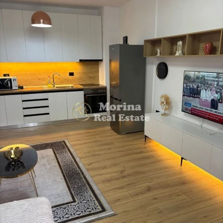 Qera | Apartament 2 + 1 | 21 Dhjetori | 700 €/muaj