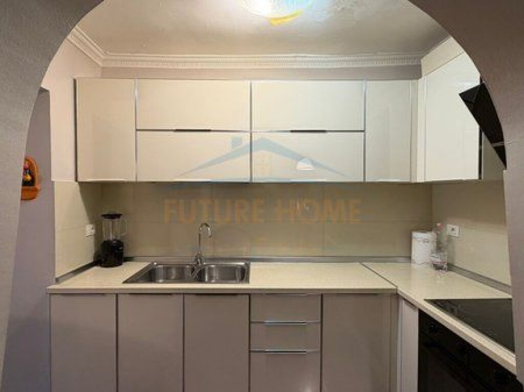 For sale, Apartment 2+1, 21 Dhjetori