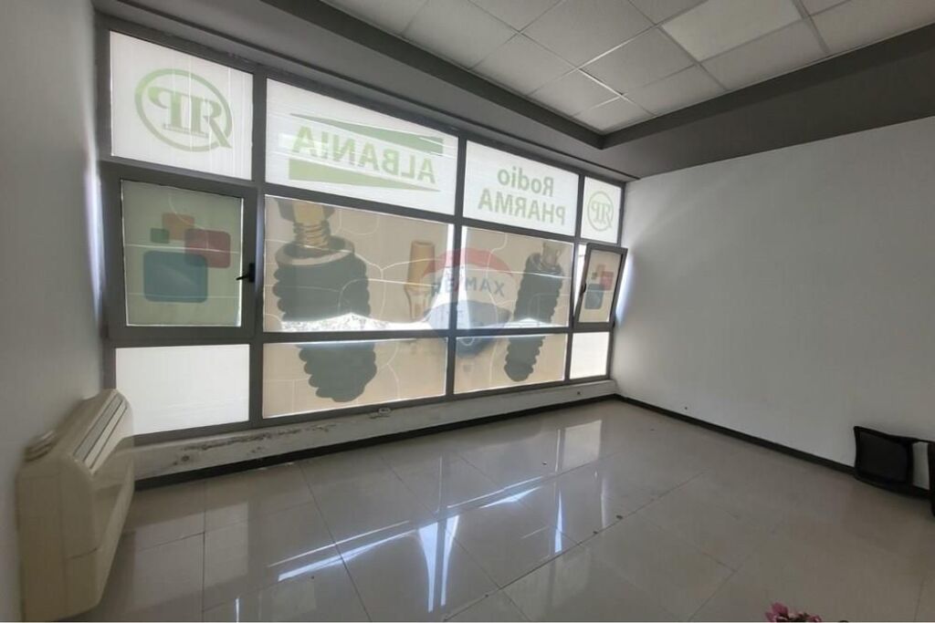 Zyrë - Për Qira - Myslym Shyri, Tiranë