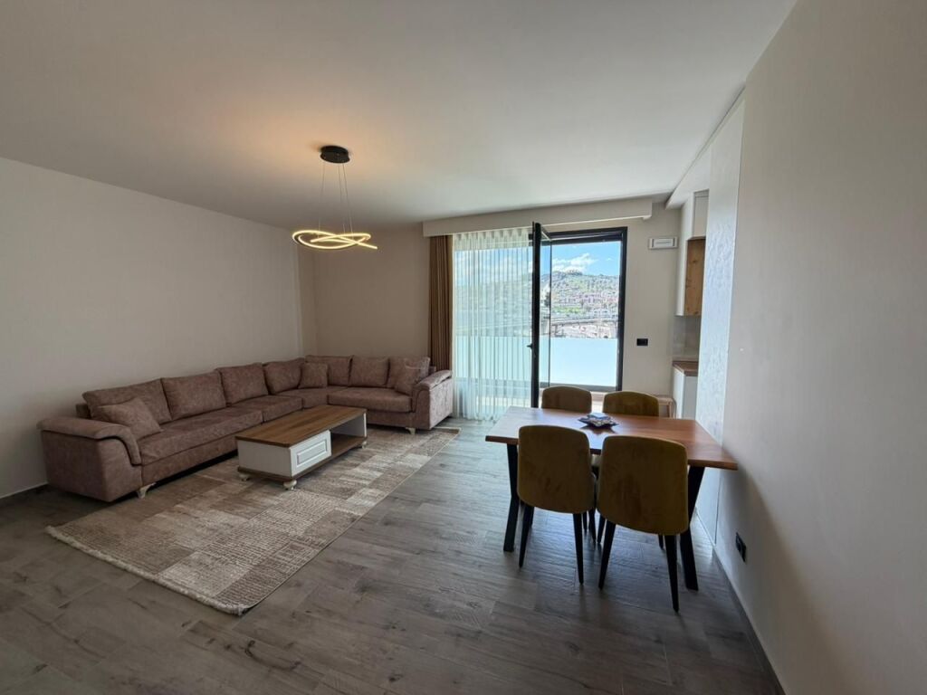 Apartament 1+1 + Parkim në Residence tek TEG